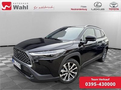 Second-hand Toyota Corolla Cross Lounge 197 CP (144 kW) 2025 Negru SUV