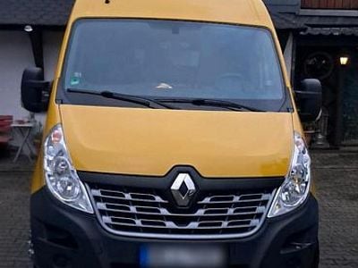Gelb Gebraucht 2018 Renault Master Van / Kleinbus | 17.500 €
