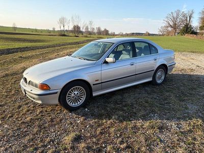 Brugt BMW 523 170 HK (125 kW) 1999 Sølv Sedan