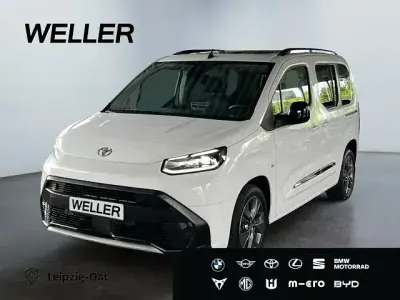 Gebraucht Toyota Proace Verso City 131 PS (96 kW) 2024 Weiss Kombi