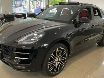 Gebraucht Porsche Macan Turbo Sport 400 PS (294 kW) 2017 Schwarz SUV