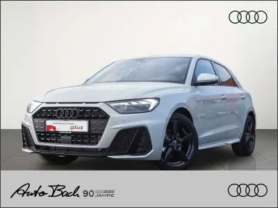 Neu Audi A1 S-Line 116 PS (85 kW) 2026 Tausilber metallic SUV