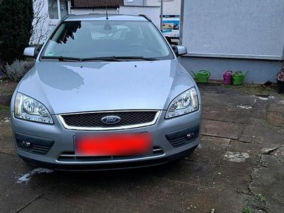 Gebraucht Ford Focus 116 PS (85 kW) 2005 Grau Kombi