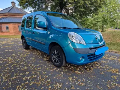 Gebraucht Renault Kangoo Expression 106 PS (77 kW) 2009 Blau Van / Kleinbus
