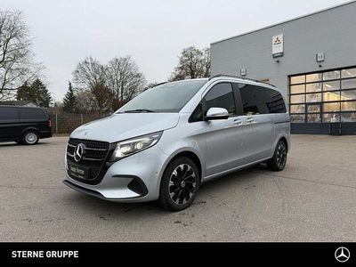 Hightechsilber Gebraucht 2025 Mercedes V220 Style Van / Kleinbus | 62.850 € (Fairer Preis)