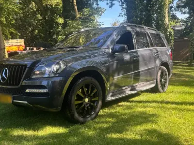 Gebraucht Mercedes GL350 Edition 211 PS (155 kW) 2011 Grau SUV