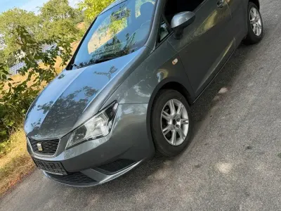 Gebraucht Seat Ibiza 84 PS (61 kW) 2012 Grau Kleinwagen
