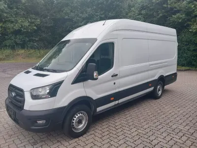 Gebraucht Ford Transit 131 PS (96 kW) 2023 Weiß Van / Kleinbus