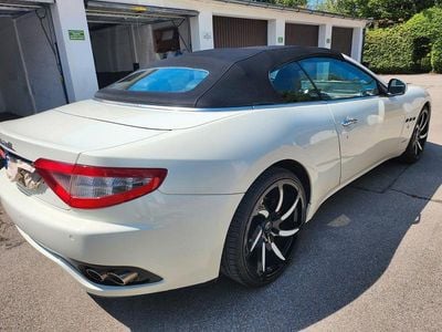Gebraucht Maserati GranCabrio 450 PS (330 kW) 2011 Cabrio