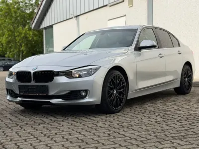 Gebraucht BMW 320 184 PS (135 kW) 2013 Silber Limousine