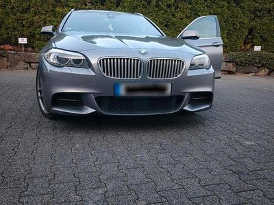Gebraucht BMW M550 M Sport 400 PS (294 kW) 2013 Grau Limousine
