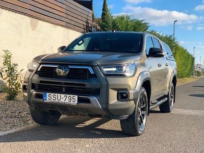 Grün Gebraucht 2021 Toyota HiLux Abholung | 44.990 € (Teuer)