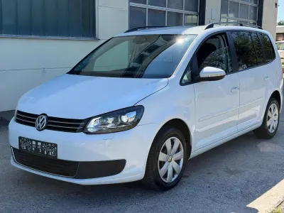 Gebraucht VW Touran 105 PS (77 kW) 2014 Weiß Van / Kleinbus