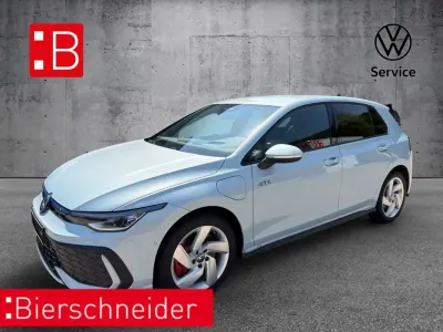 Gebraucht VW Golf VIII GTE 272 PS (200 kW) 2025 Blau Limousine