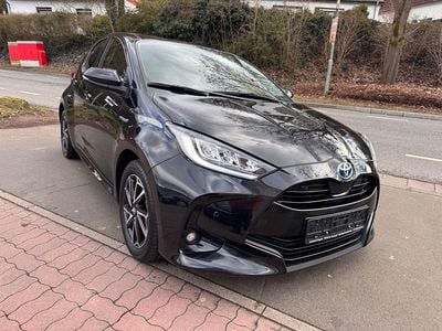 Gebraucht Toyota Yaris Hybrid Team 92 PS (67 kW) 2021 Schwarz Kleinwagen