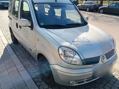 Second-hand Renault Kangoo 95 CP (69 kW) 2007 Albastru Monovolum