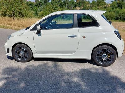 Gebraucht Abarth 500 140 PS (102 kW) 2015 Weiß Kleinwagen