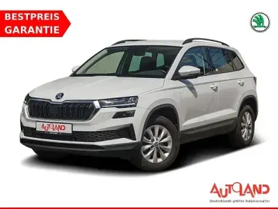 Gebraucht Skoda Karoq 150 PS (110 kW) 2023 Weiss SUV