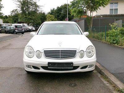 Mercedes E240