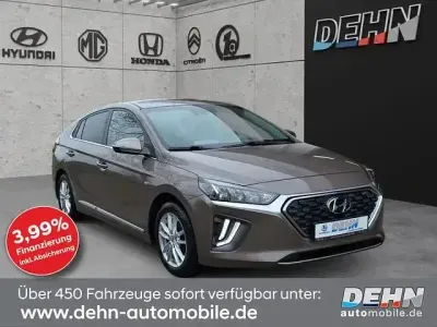 Gebraucht Hyundai Ioniq Style 141 PS (103 kW) 2020 Grau Kleinwagen
