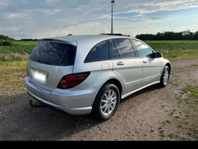 Gebraucht Mercedes R300 Edition 190 PS (139 kW) 2010 Silber Van / Kleinbus