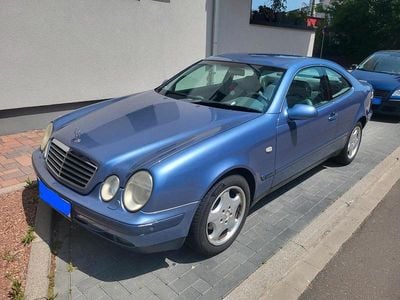 Second-hand Mercedes CLK200 136 CP (100 kW) 1998 Albastru Coupe