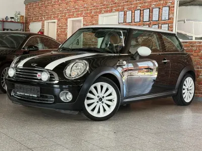 Gebraucht Mini Cooper 120 PS (88 kW) 2010 Schwarz Kleinwagen
