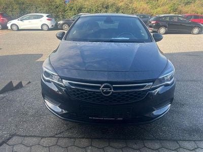 Gebraucht Opel Astra Edition 105 PS (77 kW) 2016 Limousine