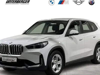Gebraucht BMW iX1 Performance 230 kW (313 PS) 2023 Alpinweiß uni SUV