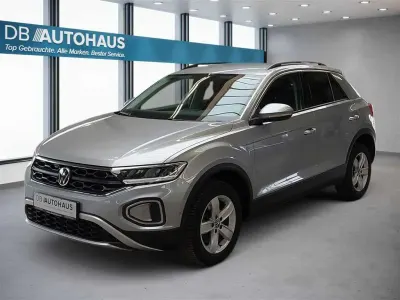 Gebraucht VW T-Roc Life 150 PS (110 kW) 2024 Silber SUV