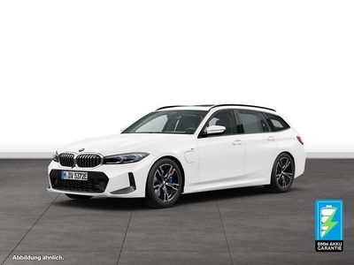 Second-hand BMW 330e M Sport 292 CP (214 kW) 2025 Alb Break