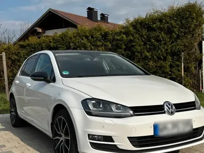 Gebraucht VW Golf VII 140 PS (102 kW) 2013 Weiß Limousine