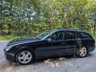 Mercedes E280