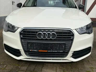 Usata Audi A1 Sport 122 CV (89 kW) 2011 Bianco Utilitaria