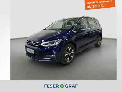 Gebraucht VW Touran Highline 150 PS (110 kW) 2022 Atlantik blue metallic Van / Kleinbus