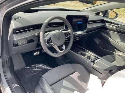 Nouă VW ID.7 Pro 210 kW (286 CP) 2026 Gri Break