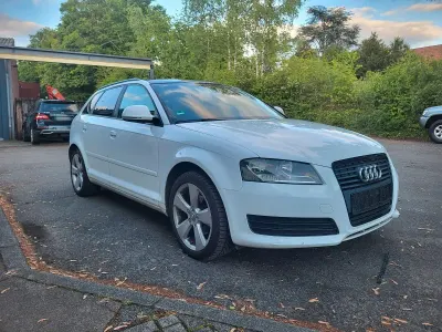 Gebraucht Audi A3 125 PS (91 kW) 2009 Weiß Kleinwagen