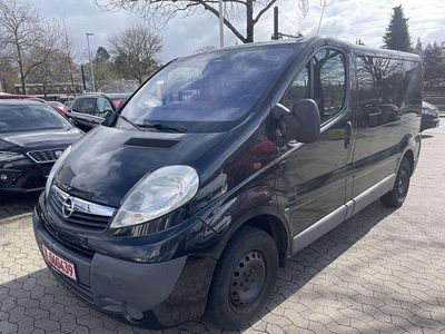 Second-hand Opel Vivaro Cosmo 114 CP (83 kW) 2014 Negru Monovolum