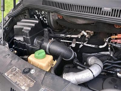 Schwarz Gebraucht 2009 VW Caravelle Van / Kleinbus | 19.200 €