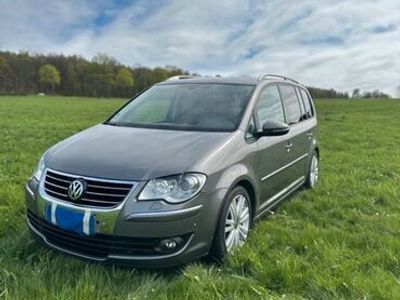 gebraucht VW Touran 2.0 TDI 125 kW DSG DPF Highline Highline