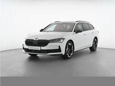 Neu Skoda Superb SportLine 150 PS (110 kW) 2026 Weiß (purity weiss) Kombi
