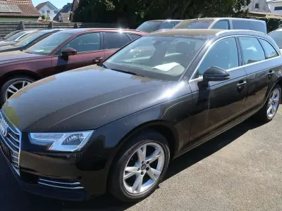 Gebraucht Audi A4 Sport 150 PS (110 kW) 2017 Brillantschwarz Kombi