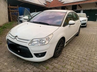 Weiß Gebraucht 2010 Citroën C4 Limousine | 1.190 € (Superpreis)