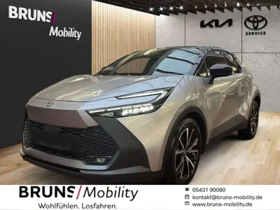 Gebraucht Toyota C-HR Team 140 PS (102 kW) 2024 Silber/schwarz SUV