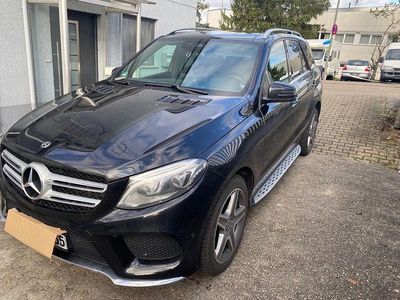 Schwarz Gebraucht 2018 Mercedes GLE350 AMG SUV | 32.100 € (Fairer Preis)