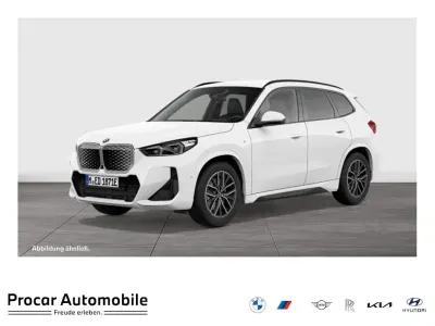 Gebraucht BMW iX1 M Sport 230 kW (313 PS) 2025 Weiß SUV