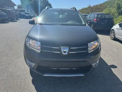 Gebraucht Dacia Sandero Prestige 90 PS (66 kW) 2016 Grau Limousine
