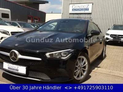 Gebraucht Mercedes CLA220 190 PS (139 kW) 2020 Schwarz Limousine