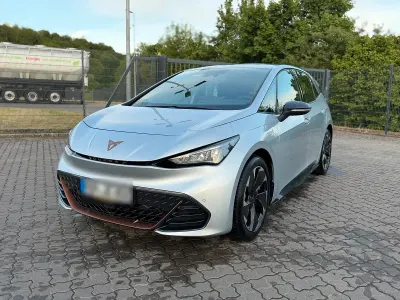 Gebraucht Cupra Born 169 kW (231 PS) 2025 Silber Kleinwagen