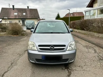 Usata Opel Meriva 101 CV (74 kW) 2005 Argento Monovolume